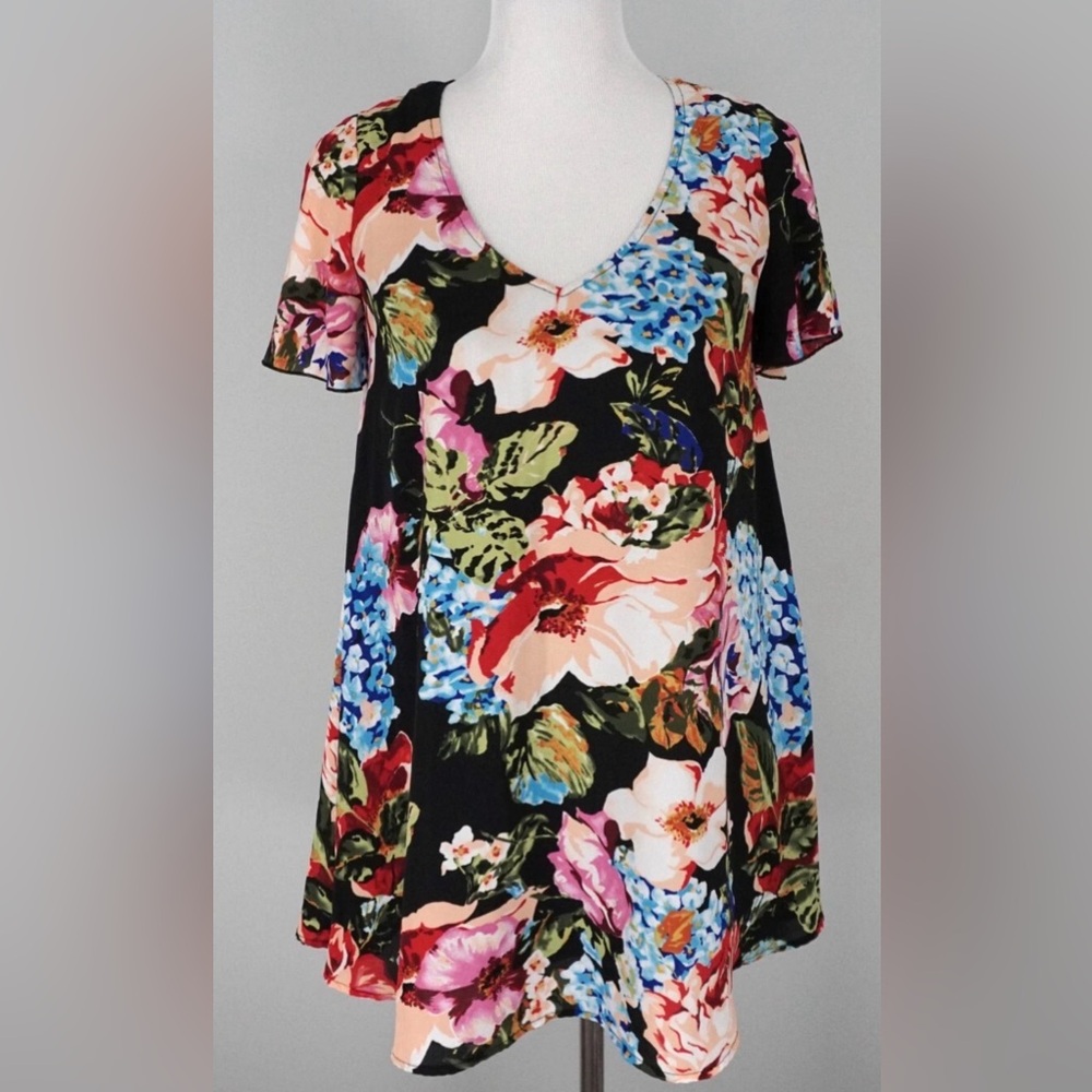 Show Me Your MuMu                     Black Floral V-Neck Blouse
